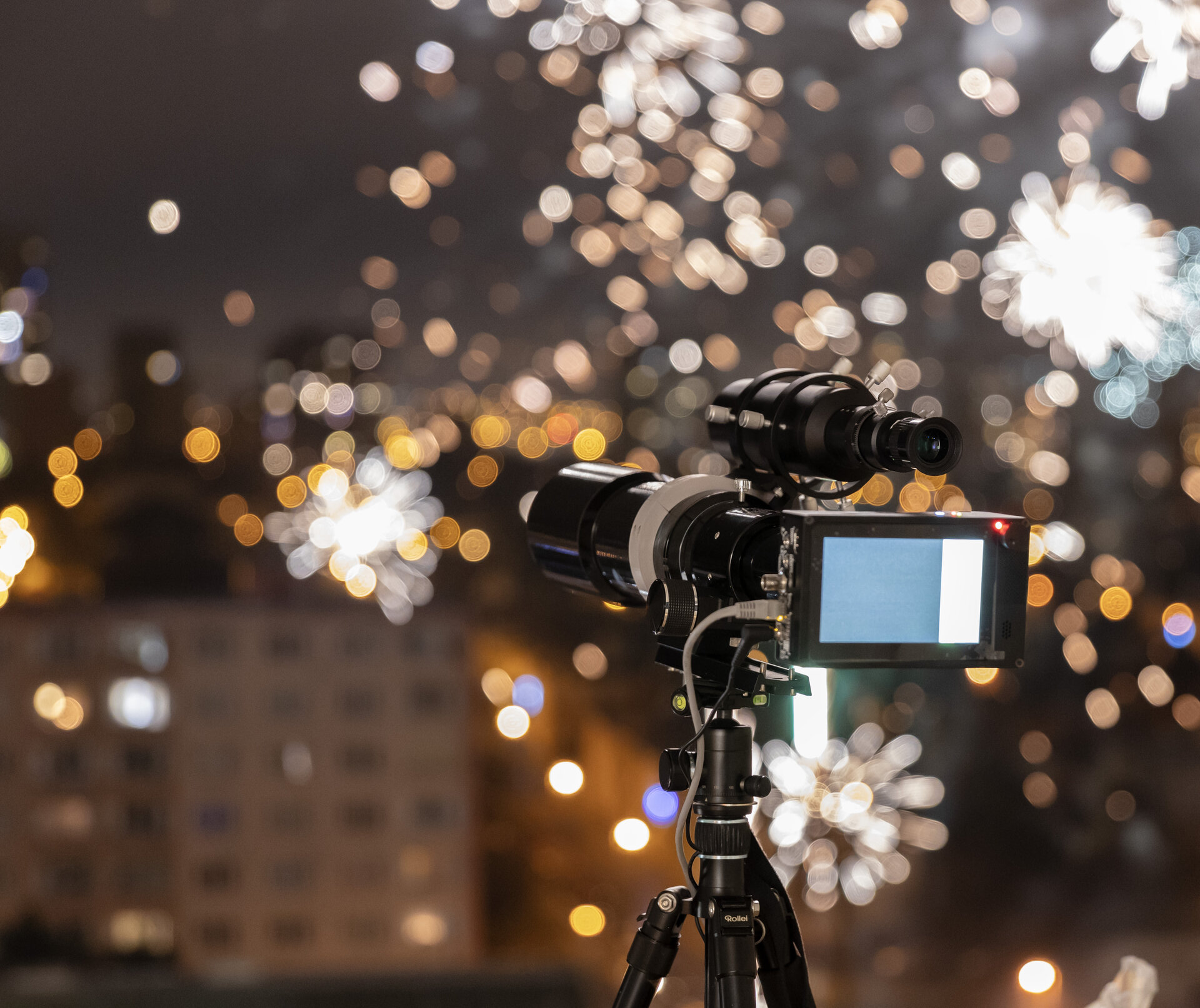Project: Measurement of optical spectra from fireworks