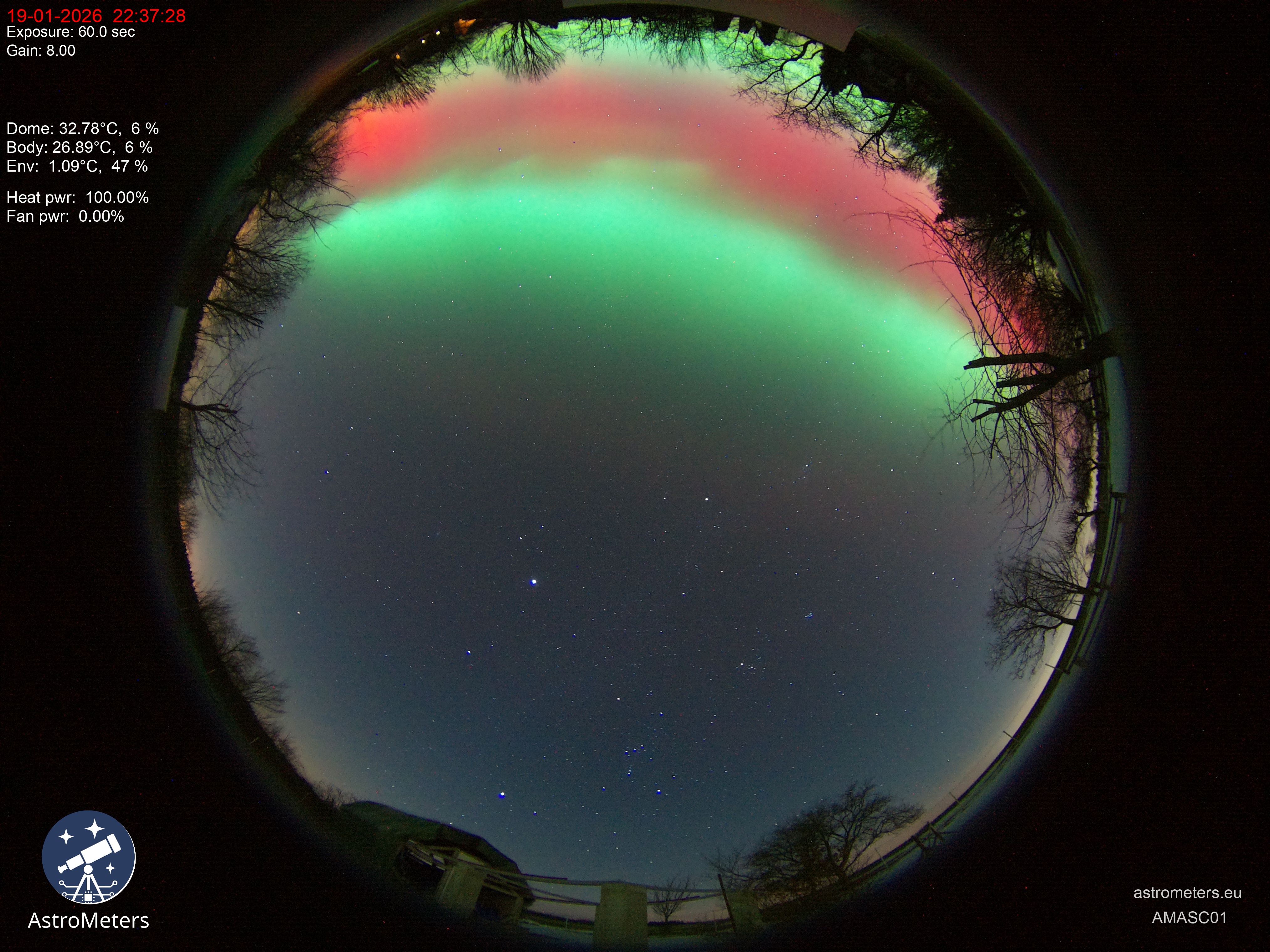 Aurora structure above the northern horizon captured by AMASC01